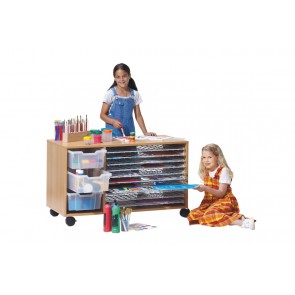 Trockenwagen mit Kunststoffboxen